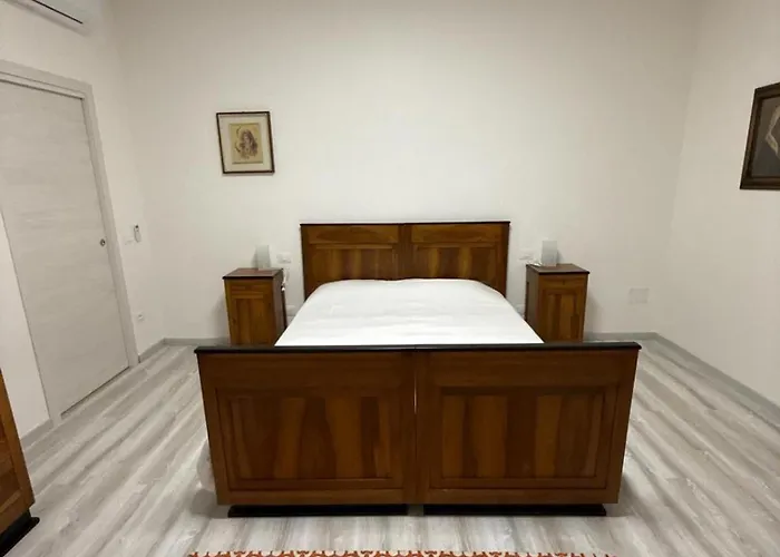 Elena's - Casa Gialla Ubytování v soukromí Quartesana