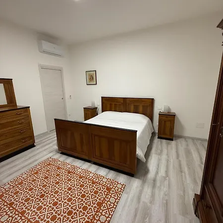 Rum i privatbostad Elena's - Casa Gialla