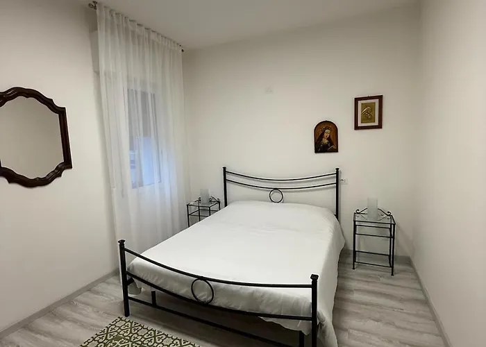 Elena's - Casa Gialla Pansiyon Quartesana